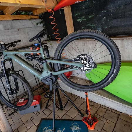 大慈恩卡斯公寓 公寓式酒店 4*