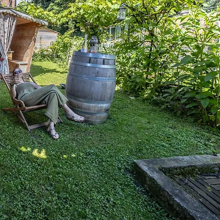 大慈恩卡斯公寓 公寓式酒店 4*