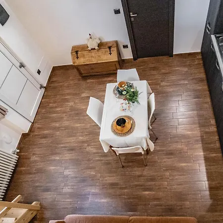 大慈恩卡斯公寓 公寓式酒店 4*